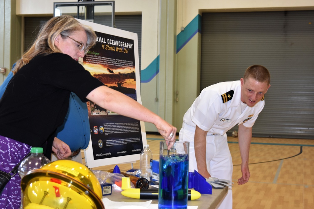 METOC Visits Reno Boys and Girls Club