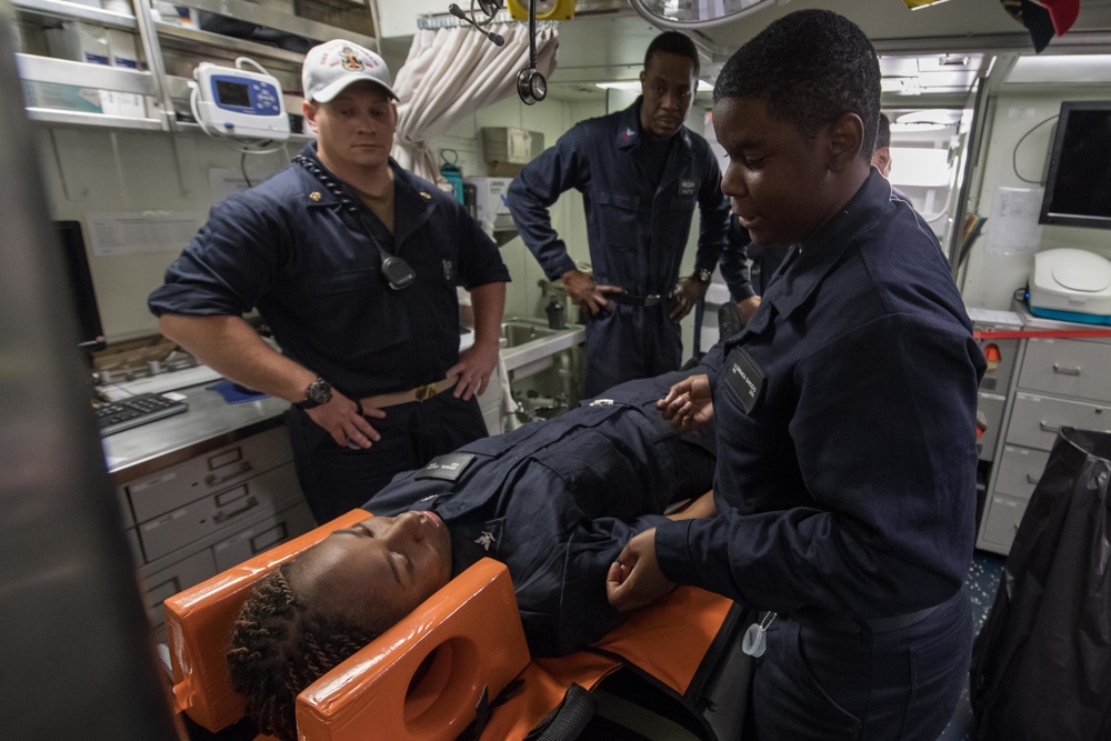 USS Jason Dunham (DDG 109) Transits the Atlantic Ocean