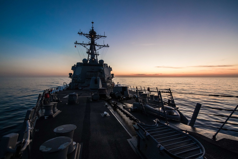 USS Jason Dunham (DDG 109) Transits the Atlantic Ocean