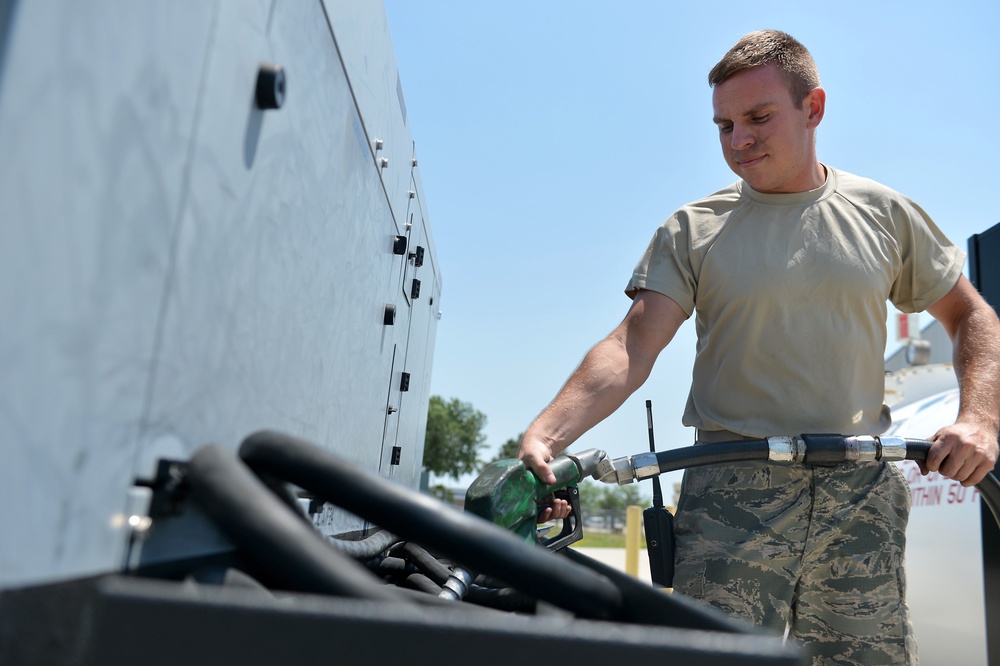 Aerospace Ground Equipment journeyman fixes air conditioning unit