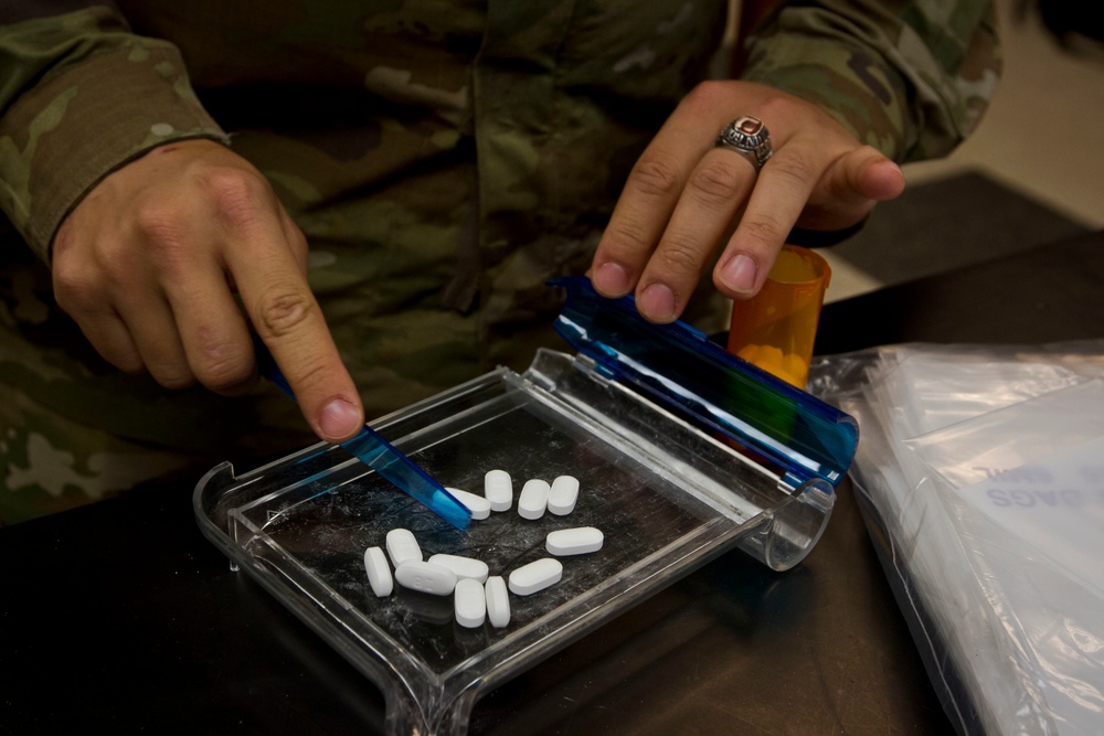 There are pharmacists in the U.S. Army Reserve?