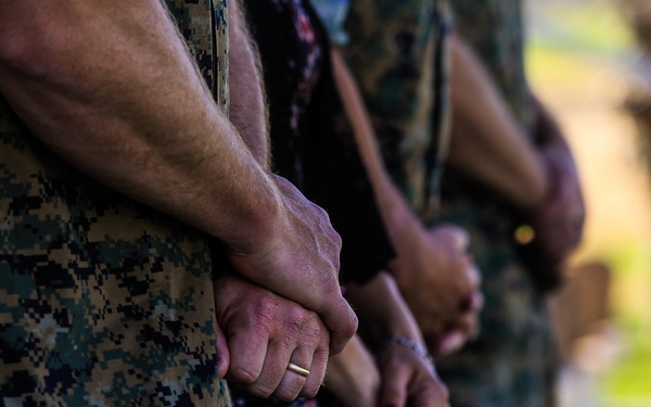 Lt. Col. Beckmann flys into command for MWSS 374-