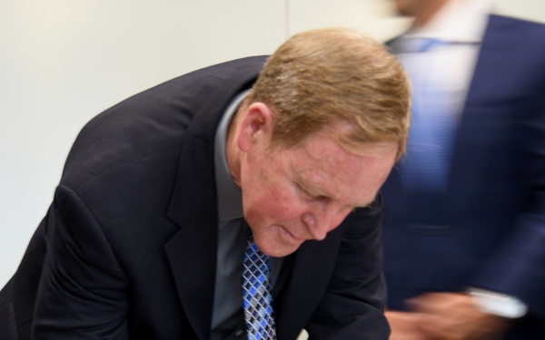 Thermal-Space-Blanket signing ceremony