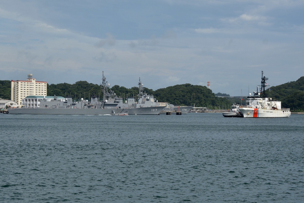 Coast Guard cutter Alex Haley visits FLEACT Yokosuka