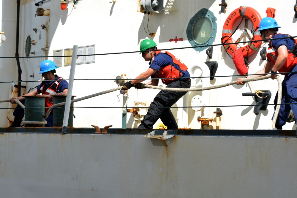 Coast Guard cutter Alex Haley visits FLEACT Yokosuka