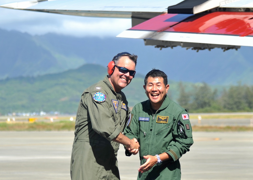 Members from the JMSDF arrive at MCBH for RIMPAC 2018