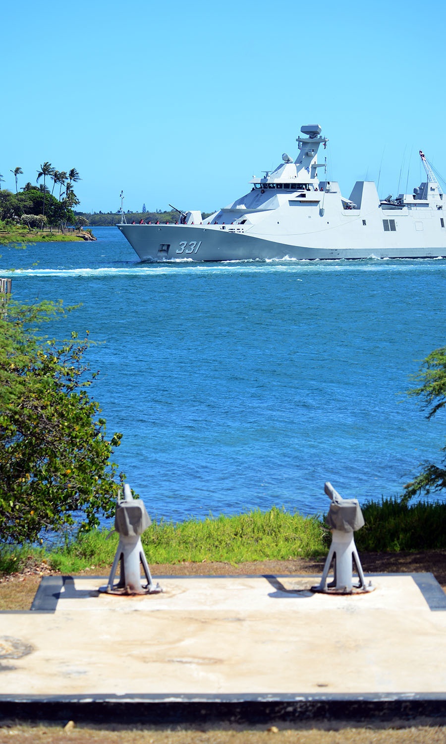 Republic of Indonesia Navy guided-missile frigate KRI Martadinata (331) enters Pearl Harbor in preparation for RIMPAC 2018