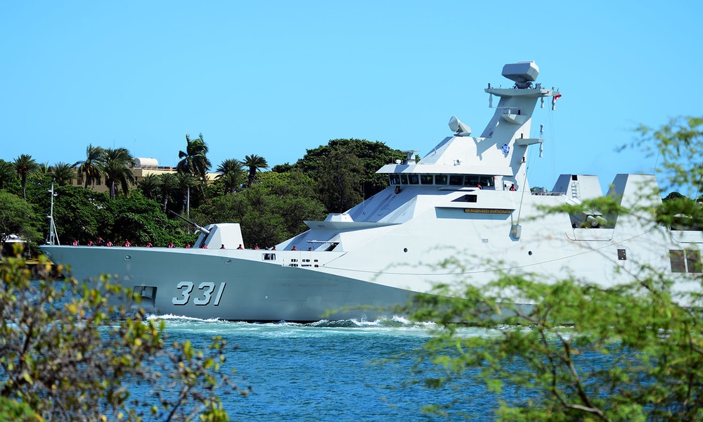 KRI Martadinata (331) enters Pearl Harbor in preparation for RIMPAC 2018