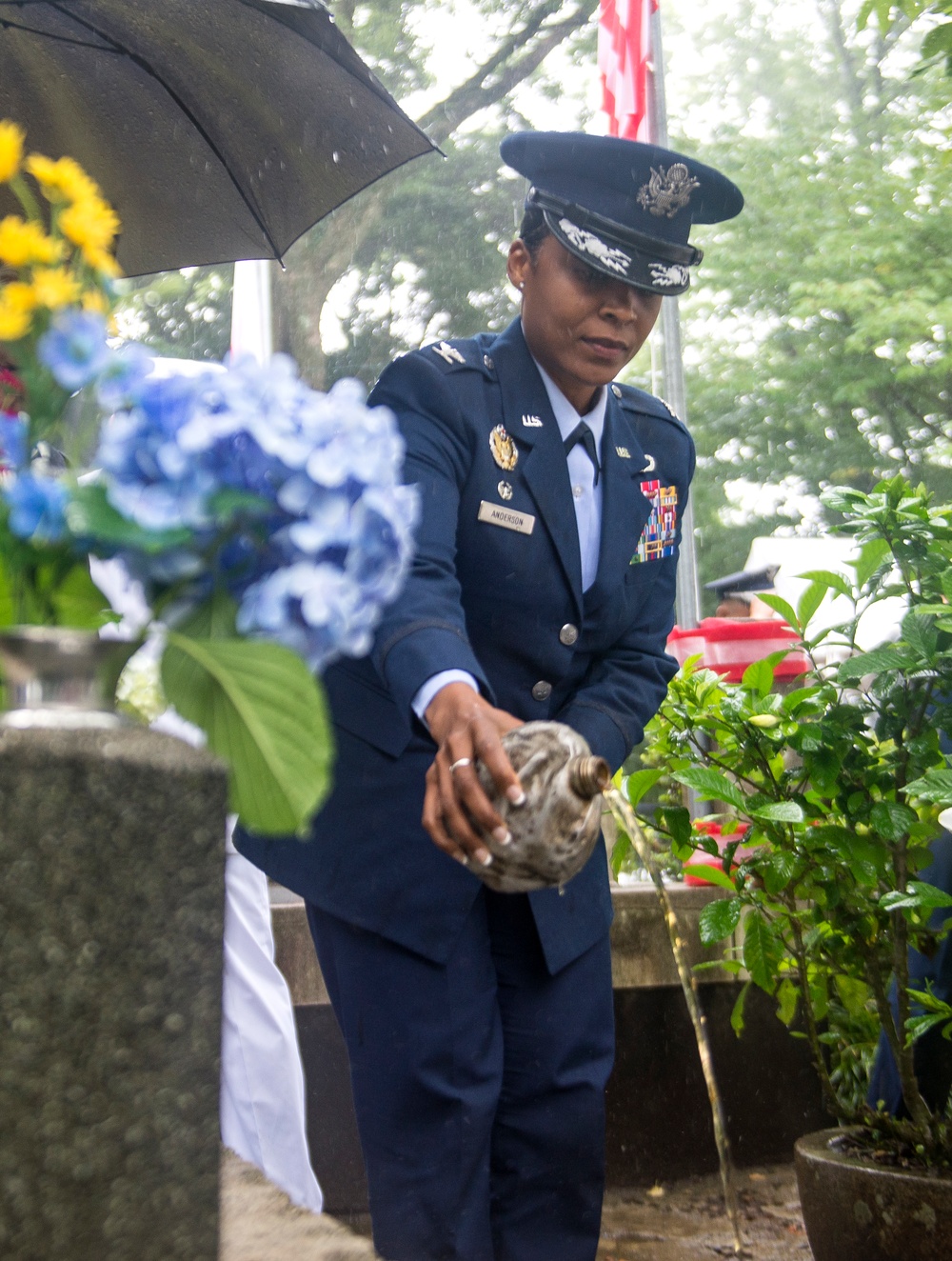 U.S., Japan Tradition Honors the Fallen