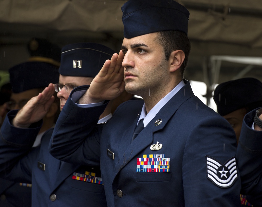 U.S., Japan Tradition Honors the Fallen