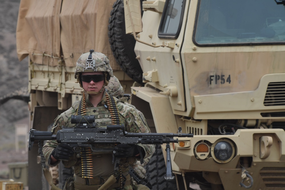 10th Mountain Division Conducts Team Live Fire Training