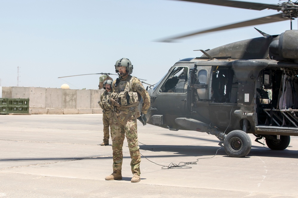 Maj Gen Piatt Visits NBOC¬