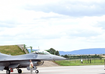 Gunfighters participate in Sky Avenger 2018