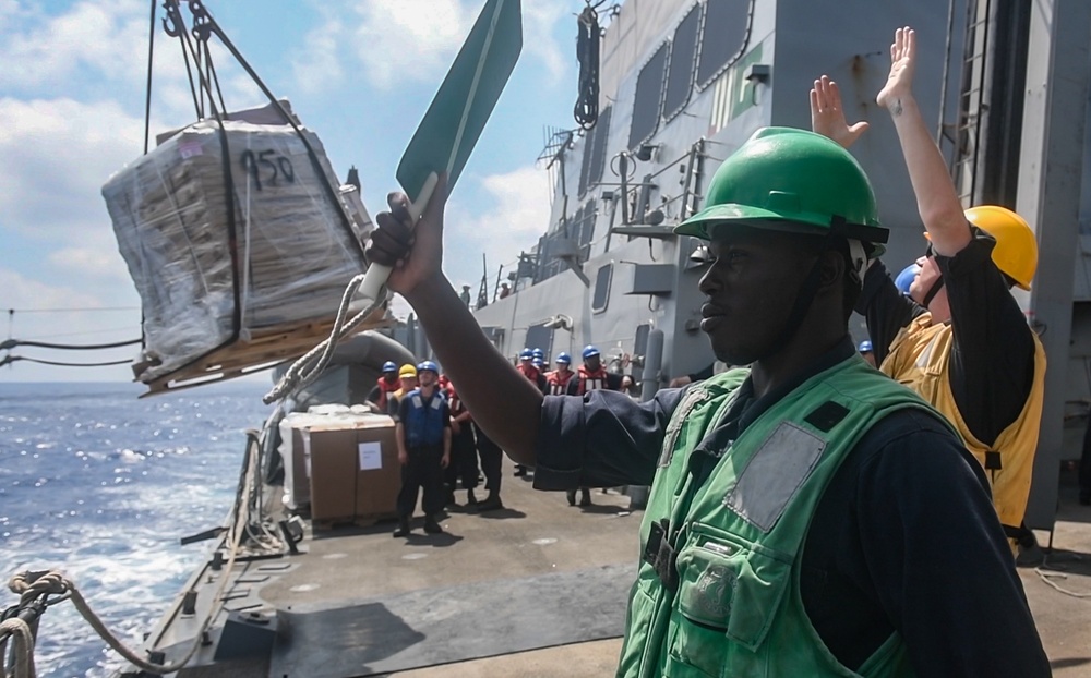 USS Jason Dunham (DDG 109) Replenishment at Sea