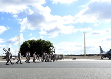 Gunfighters participate in Sky Avenger 2018