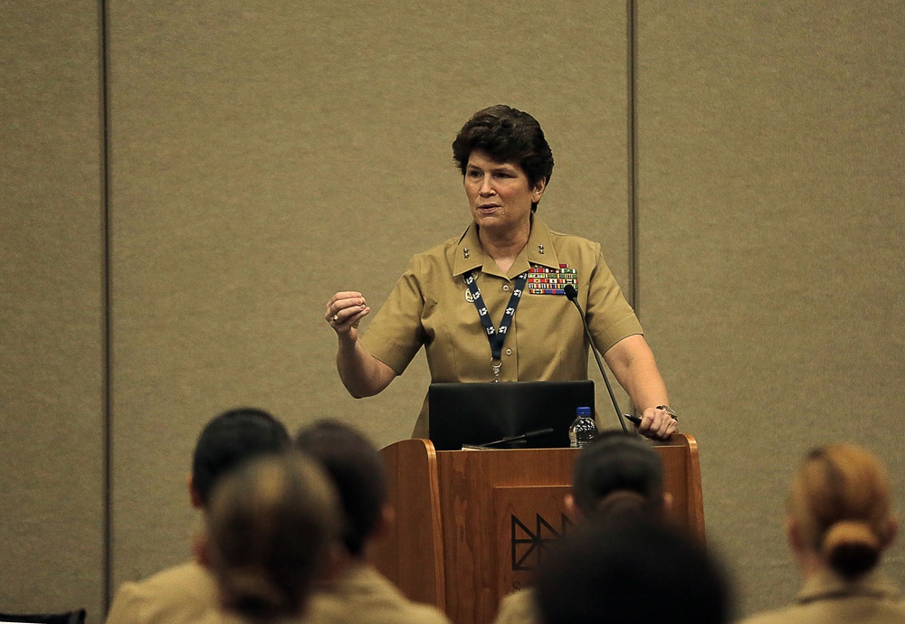 I Marine Expeditionary Force Marines make contact at Joint Women’s Leadership Symposium