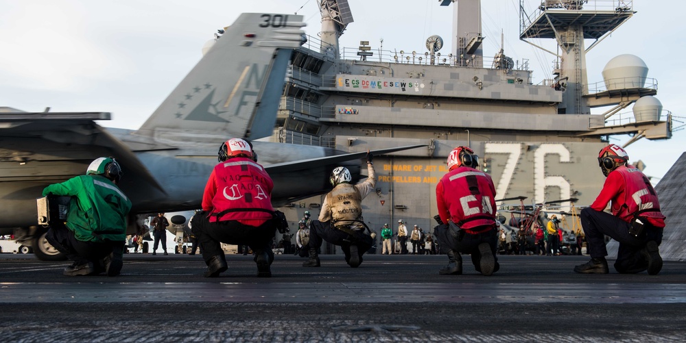USS Ronald Reagan (CVN 76)