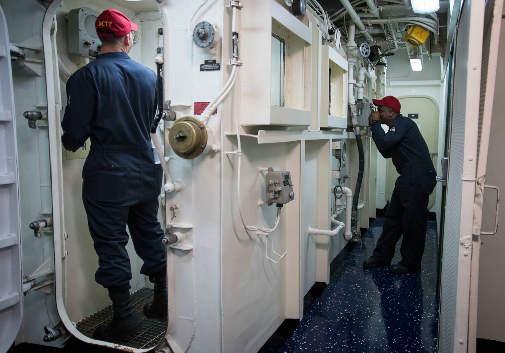 CBR training exercise held aboard USS Bonhomme Richard (LHD 6)