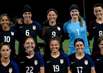 USA claims first victory; China tops Netherlands in Group A