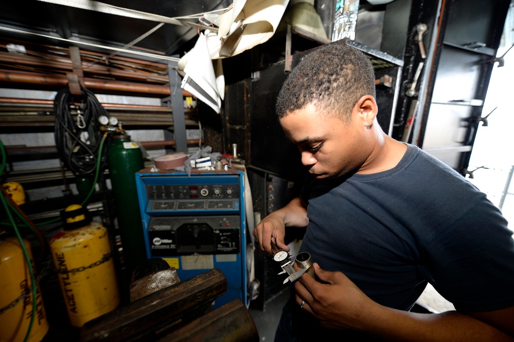 USS Frank Cable Provide Support to Subs