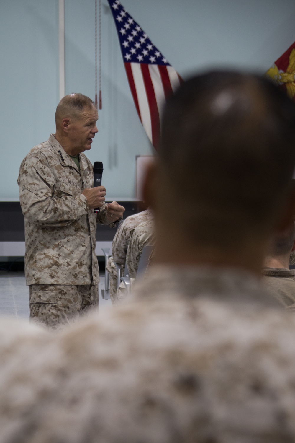 CMC visits SPMAGTF-CR-CC Marines