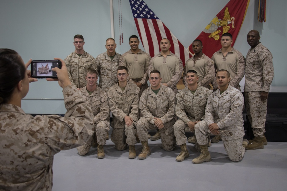 CMC visits SPMAGTF-CR-CC Marines
