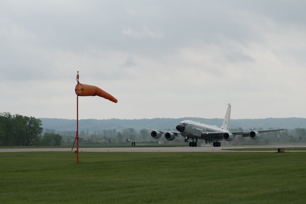 55th Wing, RAF ISTAR leaders fly joint mission