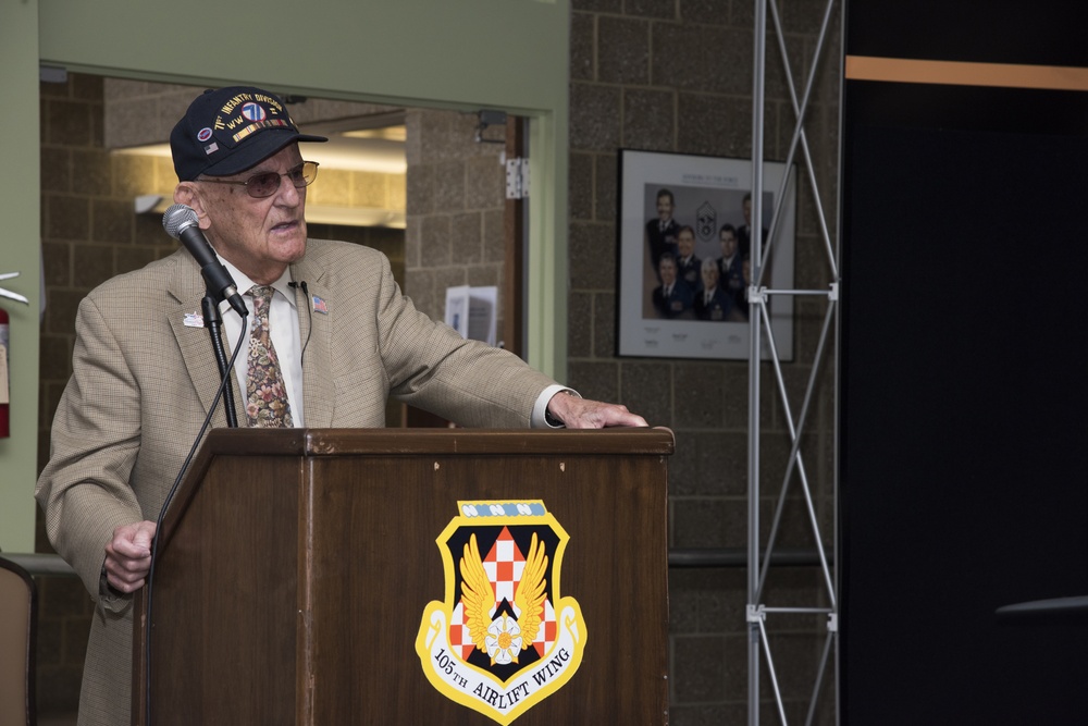 105th AW hosts WWII veteran