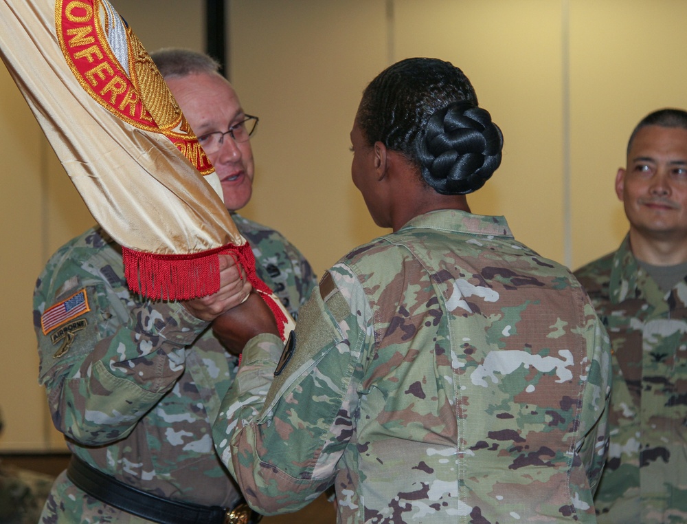 Army Contracting Leaders Change Command