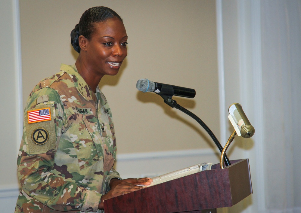 Army Contracting Leaders Change Command