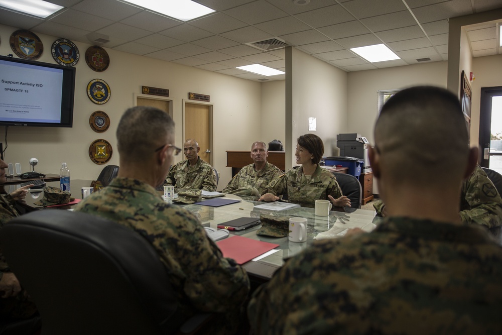 MARFORSOUTH leaders visit SPMAGTF-SC in Honduras