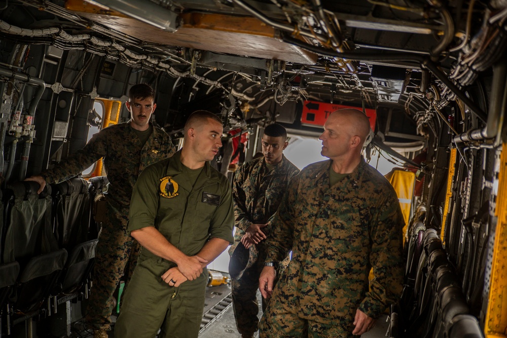 MARFORSOUTH leaders visit SPMAGTF-SC in Honduras