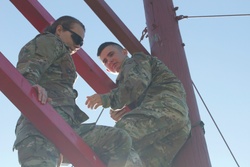 SISCO Soldiers Navigate Phantom Warrior Obstacle Course [Image 5 of 9]