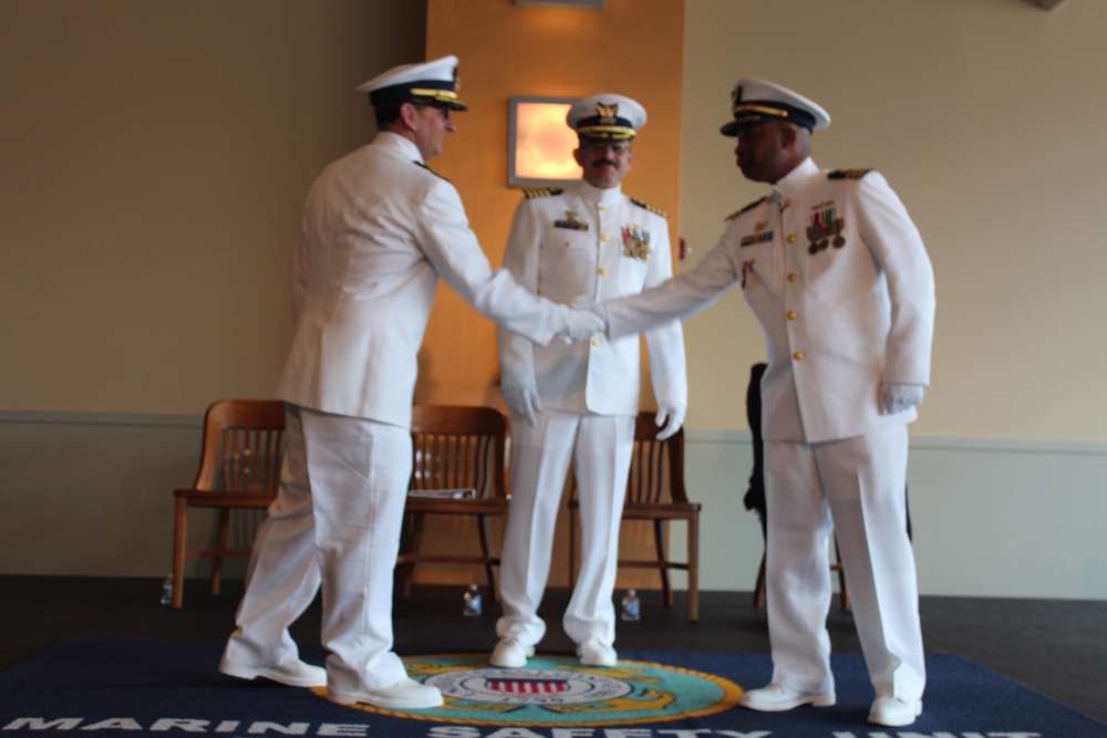 Coast Guard Marine Safety Unit Pittsburgh change-of-command