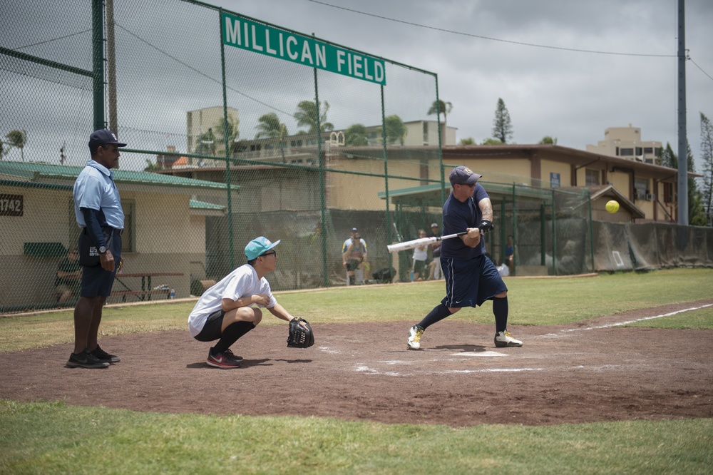USS Halsey plays JS Ise during RIMPAC 2018 Softball Tournament