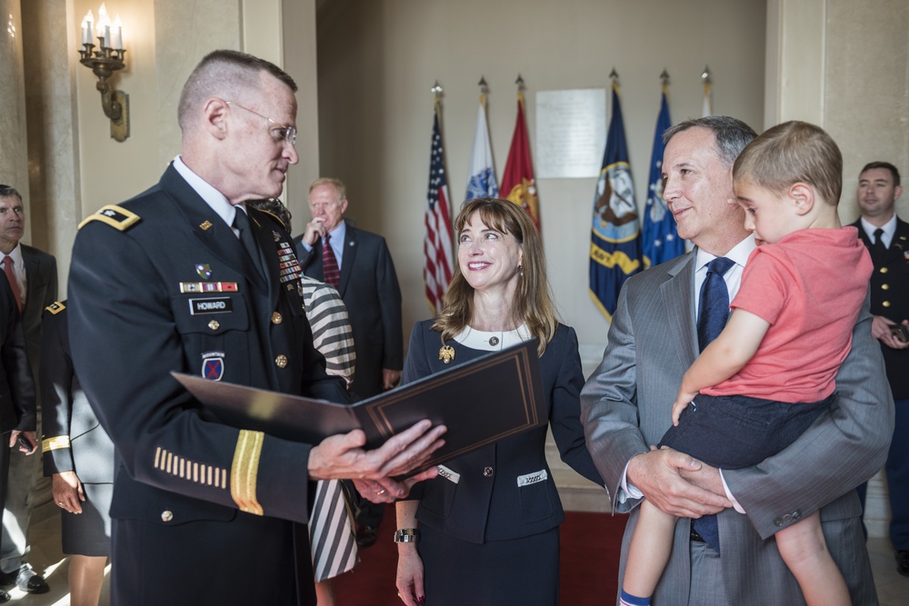Gerald O'Keefe, Administrative Assistant to the Secretary of the Army, and Lt. Gen. Gary Cheek, Director of the Army Staff, Participate in Individual Army Full Honors Wreath-Layings at the Tomb of the Unknown Soldier