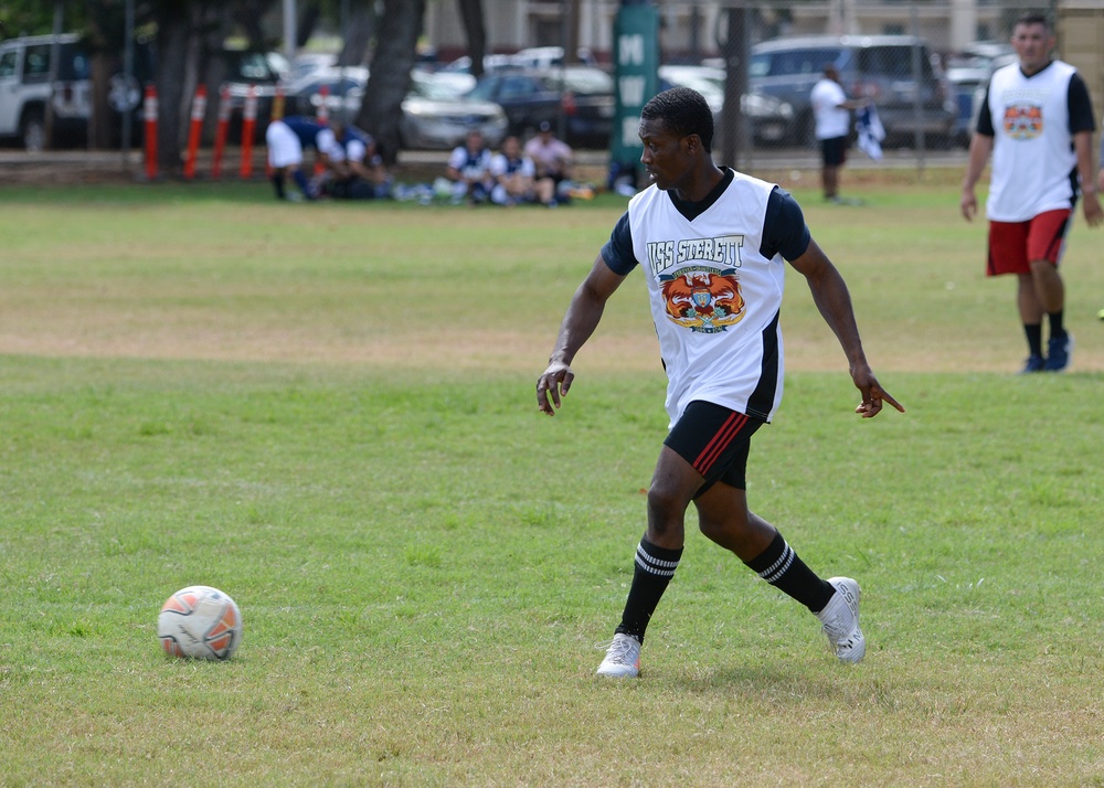 USS Sterett competes against ROKS Yulgok Yi during RIMPAC 2018 Soccer Tournament USS Sterett competes against ROKS Yulgok Yi during RIMPAC 2018 Soccer Tournament