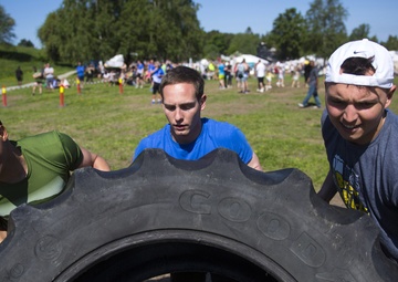 Marines, sailors compete against Royal Norwegian Air Force Academy at cancer charity race