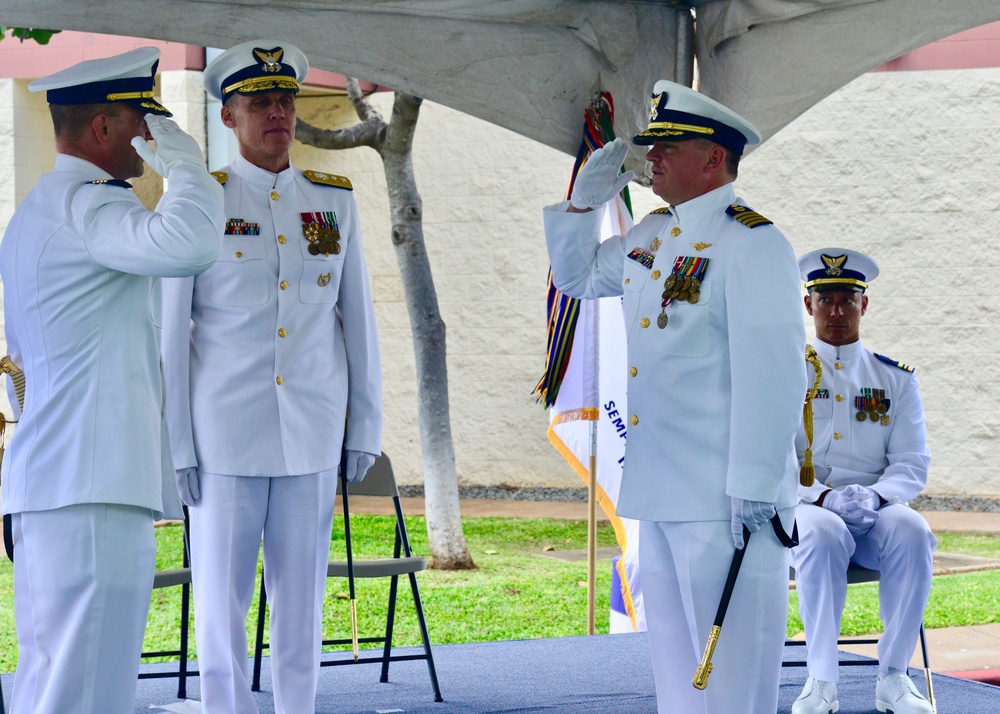 New captain at helm of Coast Guard Base Honolulu