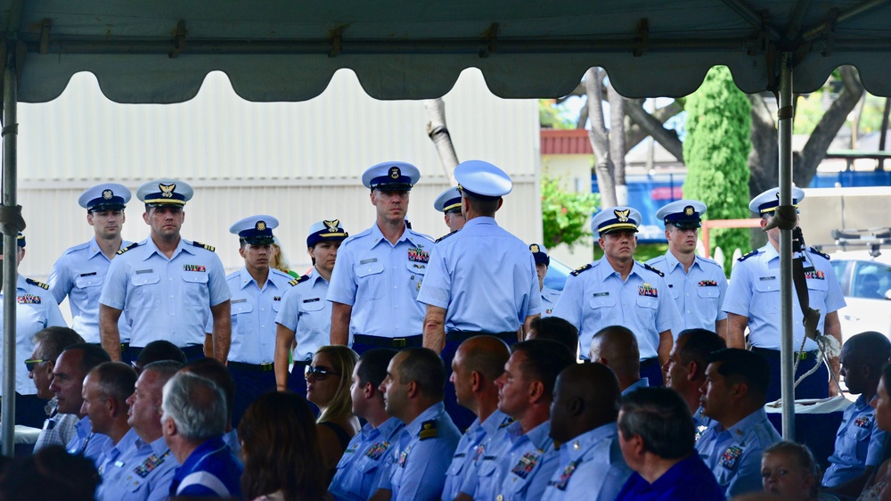 New captain at helm of Base Honolulu