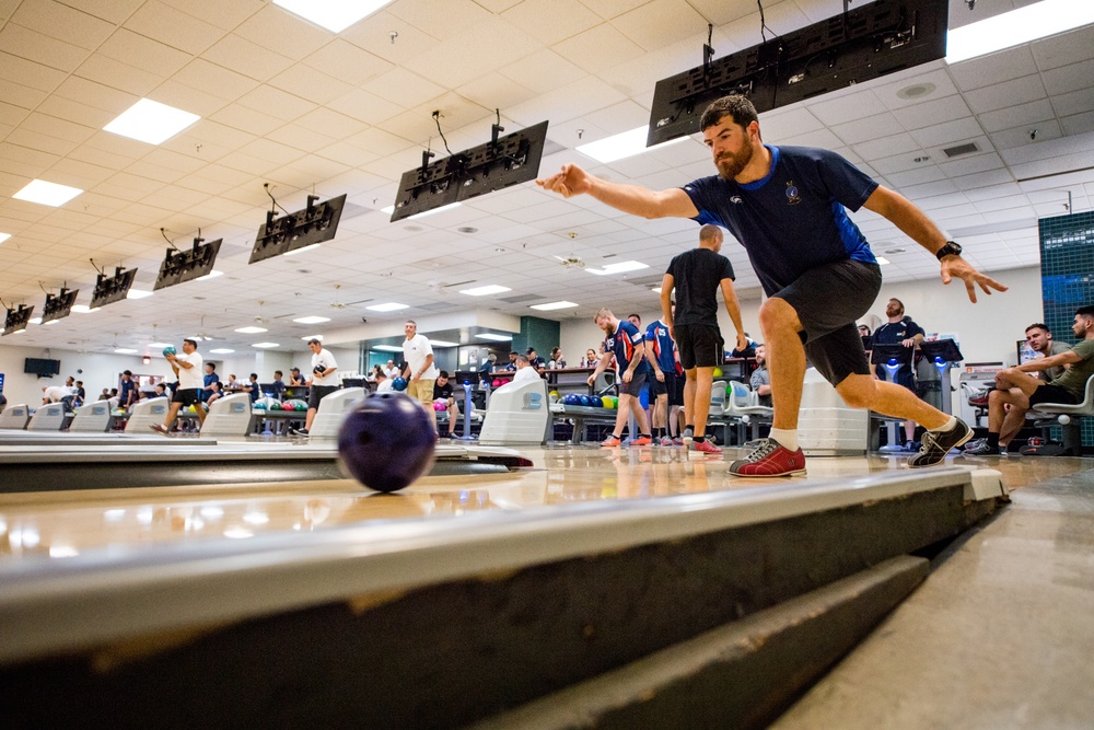 Sailors Participate in Bowling Tournament During Rim of the Pacific (RIMPAC) Exercise