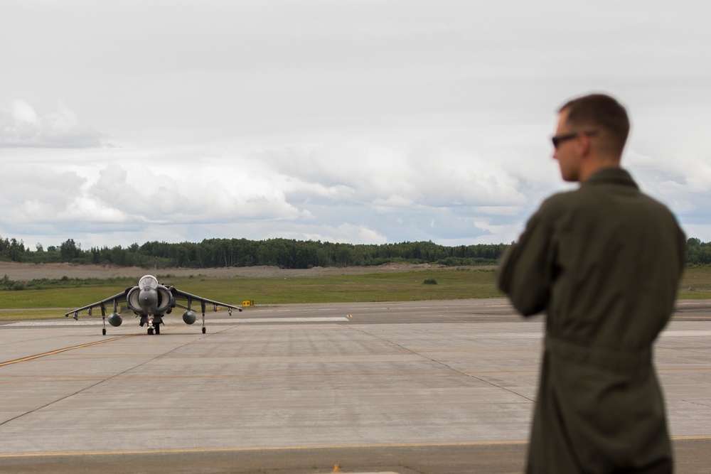 VMA-214 Participates in the 2018 Arctic Thunder Air Show