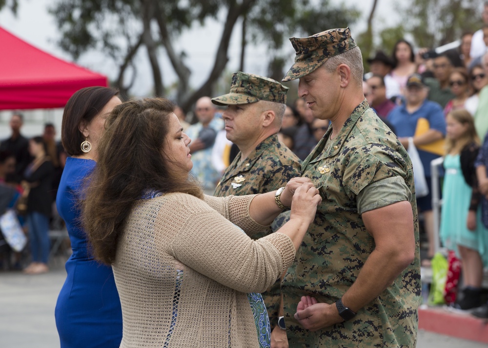 Field Medical Training Battalion-West Change of Command