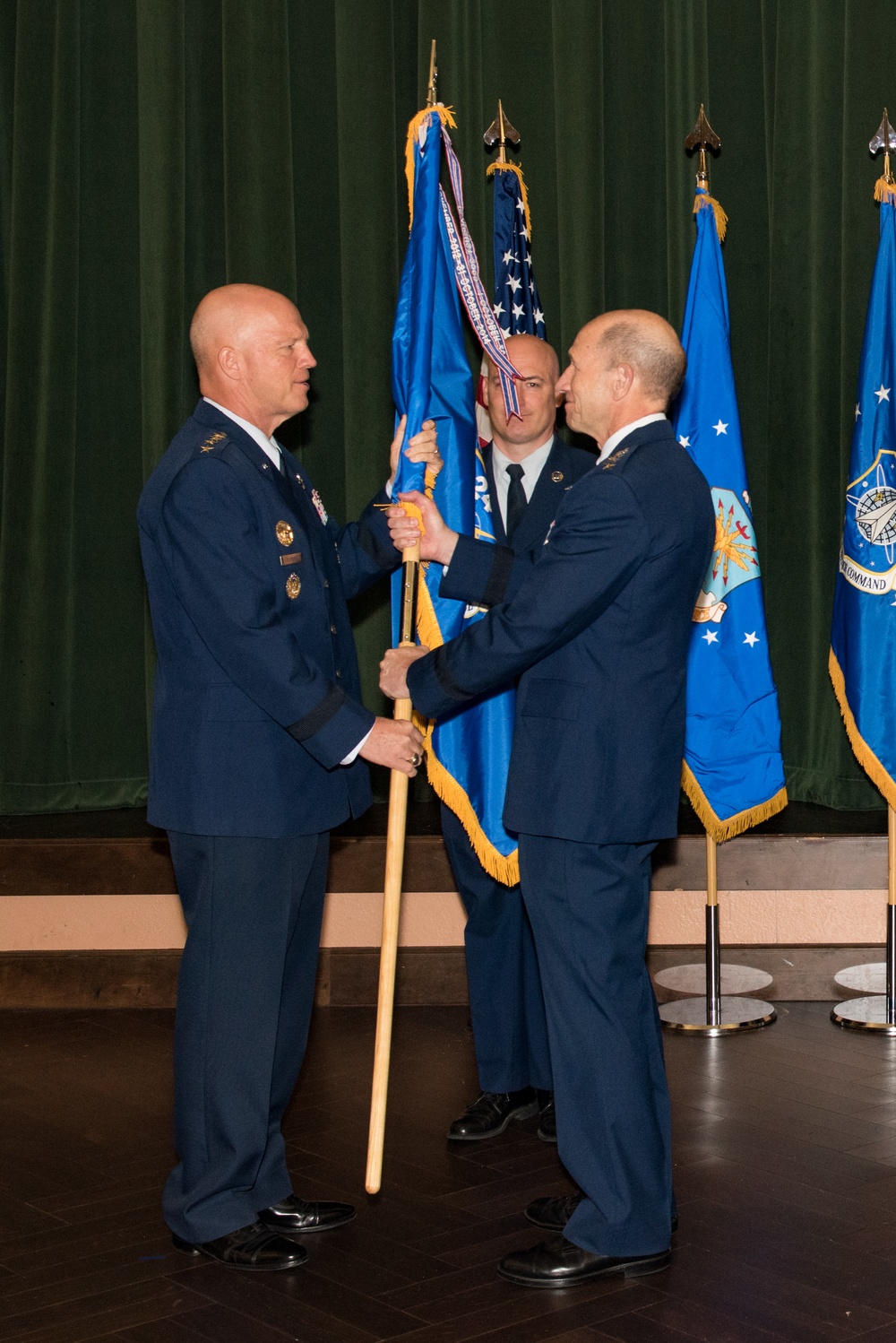 24th AF changes command, commander during ceremony