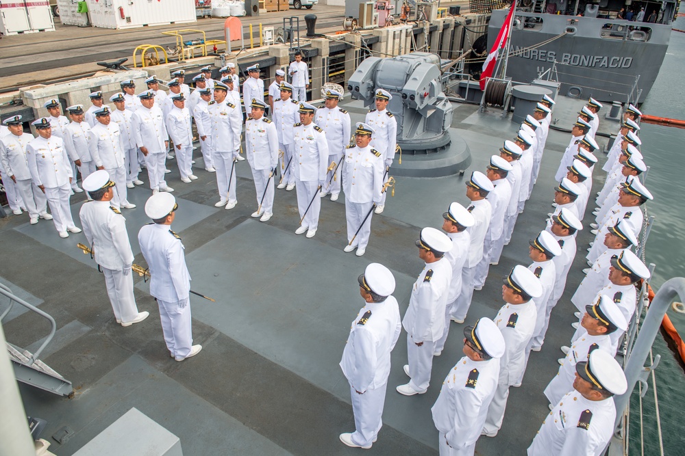 BAP Ferré (PM 211) Conducts Change of Command During Rim of the Pacific (RIMPAC) Exercise