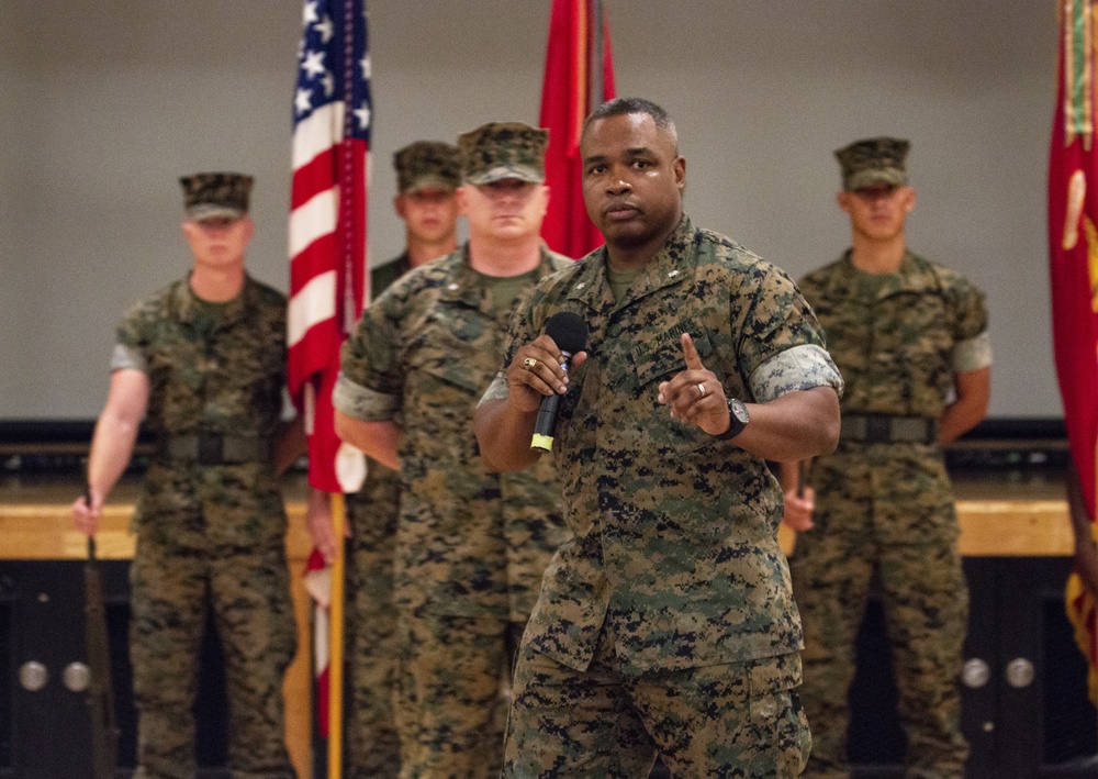 CLR-35 welcomes new commanding officer