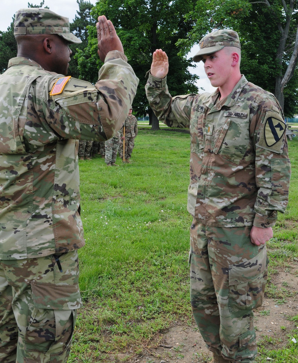 2-5 Cav Promotes Leader to First Lieutenant