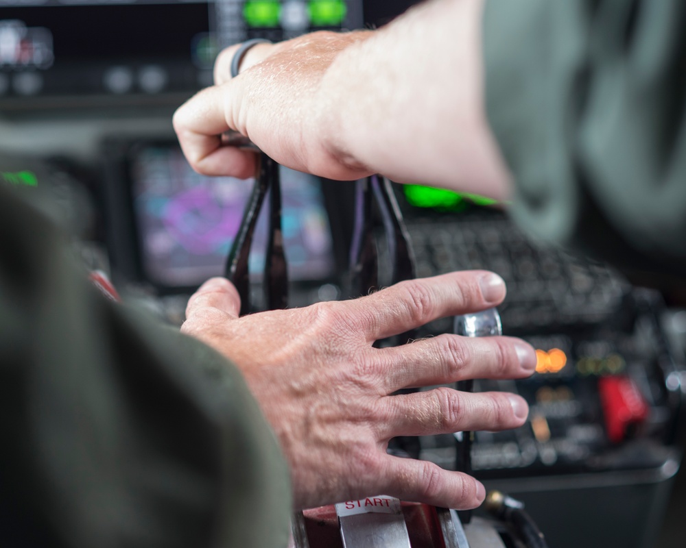 121st ARW refuels 158th FW