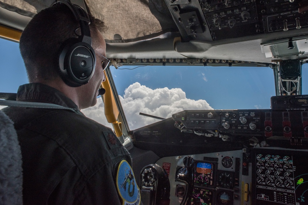 121st ARW refuels 158th FW