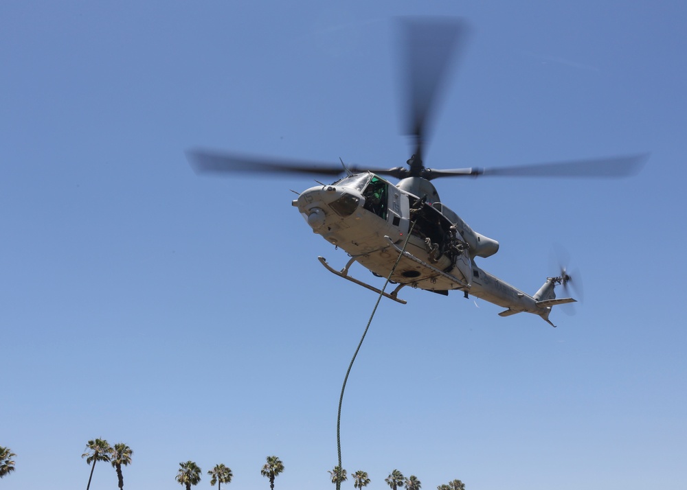 Fast rope ready: HMLA-369 supports ground